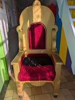 Sinterklaas troon op wielen - goud met rood, Ophalen, Gebruikt
