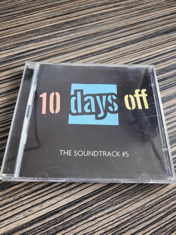10 Days Off - Soundtrack #5 / 05 Days Off - Soundtrack #2, Cd's en Dvd's, Cd's | Dance en House, Gebruikt, Techno of Trance, Ophalen of Verzenden