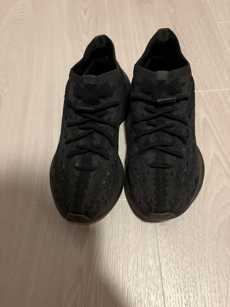 Yeezys, Ophalen of Verzenden, Zo goed als nieuw, Sneakers of Gympen