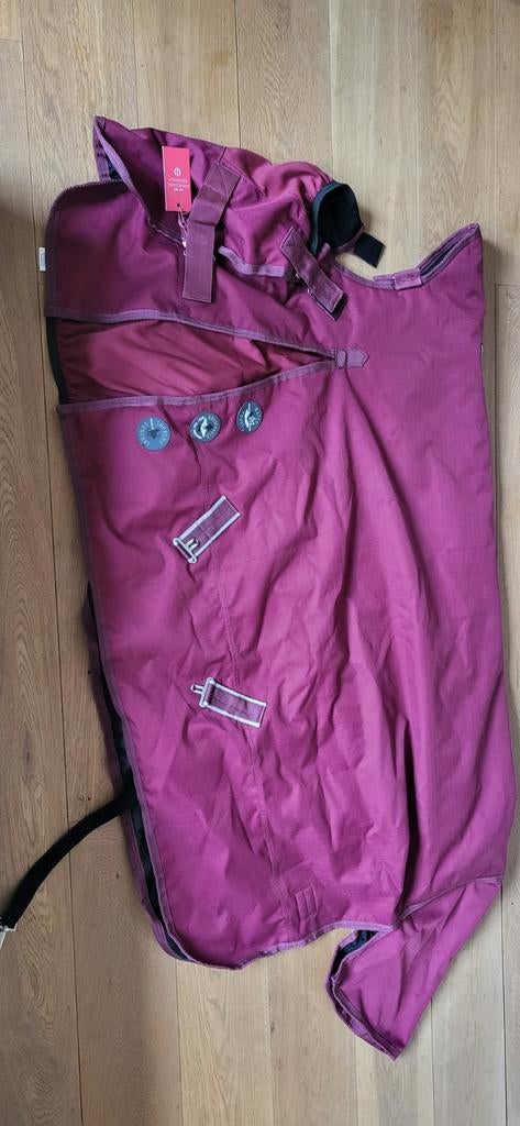 Bordeaux rode regendeken van imperial riding. Nieuw maat 165, Dieren en Toebehoren, Paarden en Pony's | Dekens en Dekjes, Ophalen of Verzenden