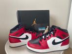 Air Jordan 1 mid (GS), Ophalen, Nike, Rood, Sneakers of Gympen
