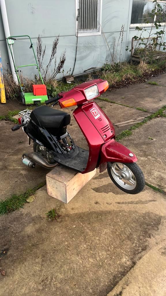 Yamaha mint 70cc, Fietsen en Brommers, Brommeronderdelen | Scooters, Gebruikt, Yamaha, Blok, Ophalen