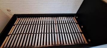 Ikea Malm 1 persoons incl lattenbodem en matras - afbeelding 4