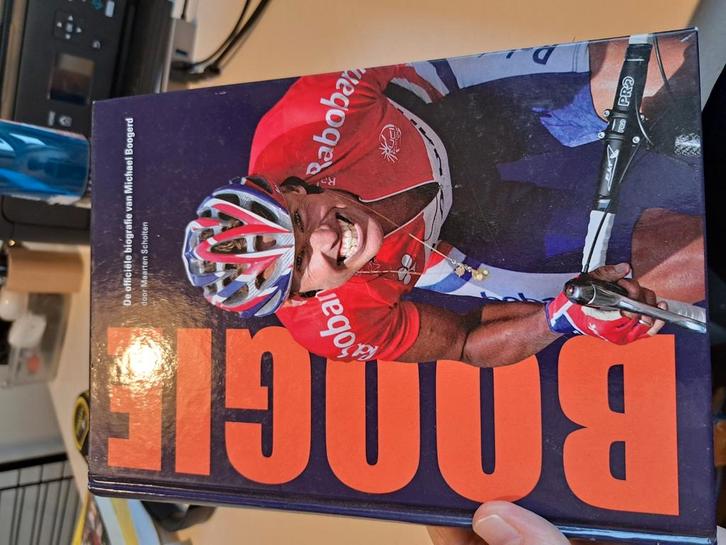 Maarten Scholten - Boogie, Boeken, Biografieën, Zo goed als nieuw, Sport, Ophalen of Verzenden