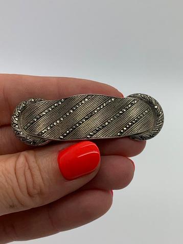 X572 Prachtige zilveren Original Farhner broche beschikbaar voor biedingen