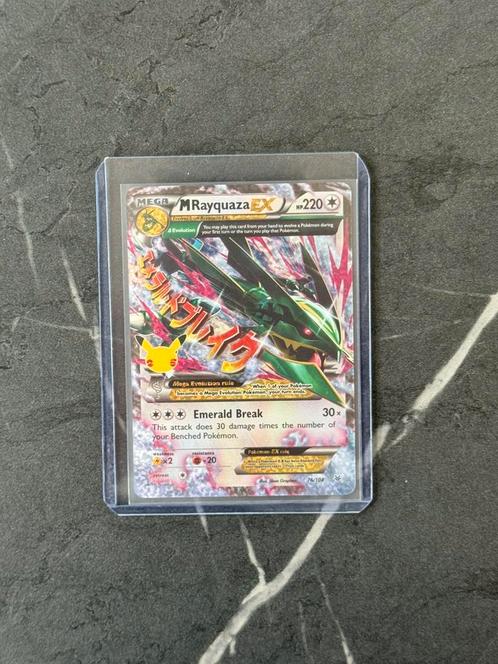 Mega Rayquaza 76/108 Pokemon Celebrations, Hobby en Vrije tijd, Verzamelkaartspellen | Pokémon, Zo goed als nieuw, Losse kaart