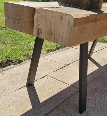 Nieuwe eiken houten bankjes/tafeltjes  beschikbaar voor biedingen