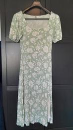 Leuke Zomerjurk met bloemenprint, Maat 38/40 (M), Ophalen of Verzenden, Zo goed als nieuw, Knielengte