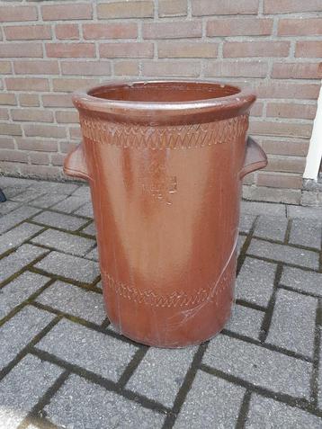 antieke zuurkoolpot 25 liter , hoogte 48 cm , diameter 21 cm beschikbaar voor biedingen