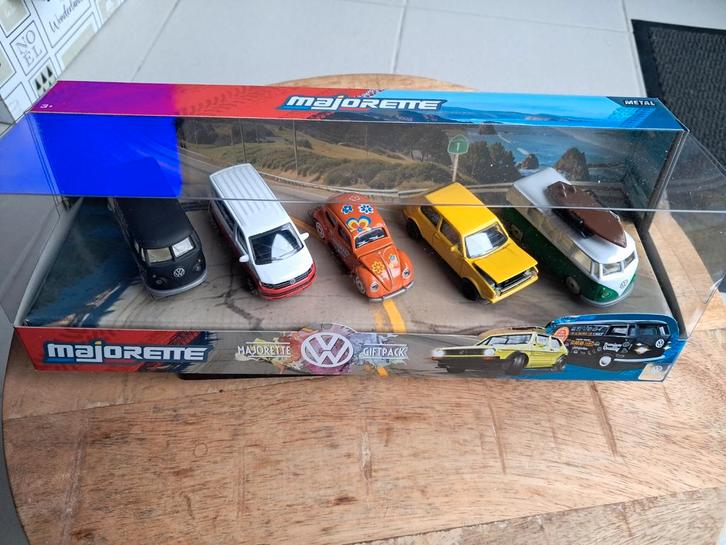 Majorette Volkswagen Giftpack 5 nieuw in diorama verpakking, Hobby en Vrije tijd, Modelauto's | Overige schalen, Nieuw, Auto, Ophalen of Verzenden