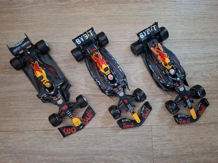 Max Verstappen Red Bull model racewagens (3 stuks), Hobby en Vrije tijd, Modelauto's | 1:32, Zo goed als nieuw, Auto, Overige merken