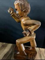Antieke karateka van hout, Antiek en Kunst, Kunst | Beelden en Houtsnijwerken, Ophalen of Verzenden