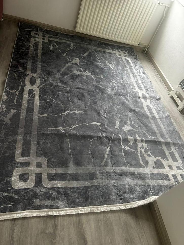 Mooi Tapijt - Grijs Marmer Design, Huis en Inrichting, Stoffering | Tapijten en Kleden, Zo goed als nieuw, 200 cm of meer, 200 cm of meer