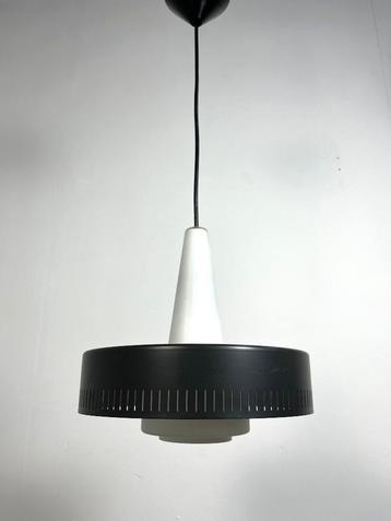 vintage hanglamp Bent Karlby voor Lyfa Denemarken, jaren 60 beschikbaar voor biedingen