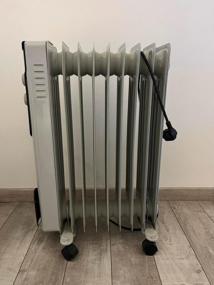 Olimpia Splendid Caldorad 9 Oliegevulde Radiator, Huis en Inrichting, Kachels, Gebruikt, Vrijstaand, Oliekachel, Elektrisch, Ophalen