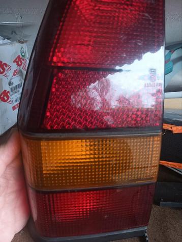 Volkswagen Polo 86c achterlicht links beschikbaar voor biedingen