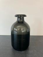 Hansgeblazen vaas ikea, Zwart, Ophalen of Verzenden, Minder dan 50 cm, Glas
