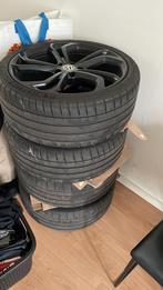 Tcr wheels with tires, Auto diversen, Autosport-onderdelen, Ophalen of Verzenden, Zo goed als nieuw