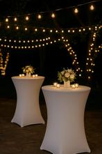 Te huur statafels met witte rokken, Hobby en Vrije tijd, Feestartikelen | Verhuur, Ophalen, Zo goed als nieuw, Geboorte of Huwelijk