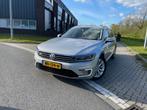 Volkswagen Passat Variant GTE, deels volledig elektrisch, Auto's, Volkswagen, Origineel Nederlands, Te koop, Zilver of Grijs, 5 stoelen