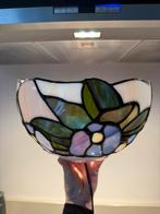 Vintage Tiffany Wandlamp met Bloemenmotief, Huis en Inrichting, Lampen | Wandlampen, Ophalen, Gebruikt, Glas