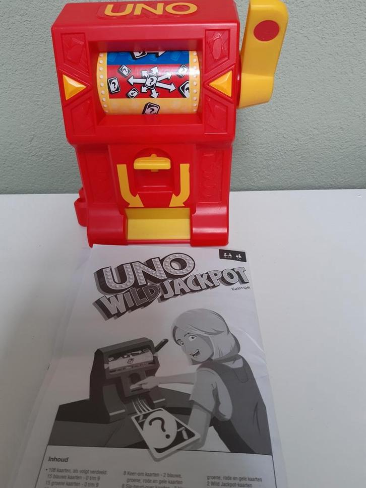Uno Wild jackpot - kaartspel, Hobby en Vrije tijd, Gezelschapsspellen | Kaartspellen, Zo goed als nieuw, Ophalen of Verzenden
