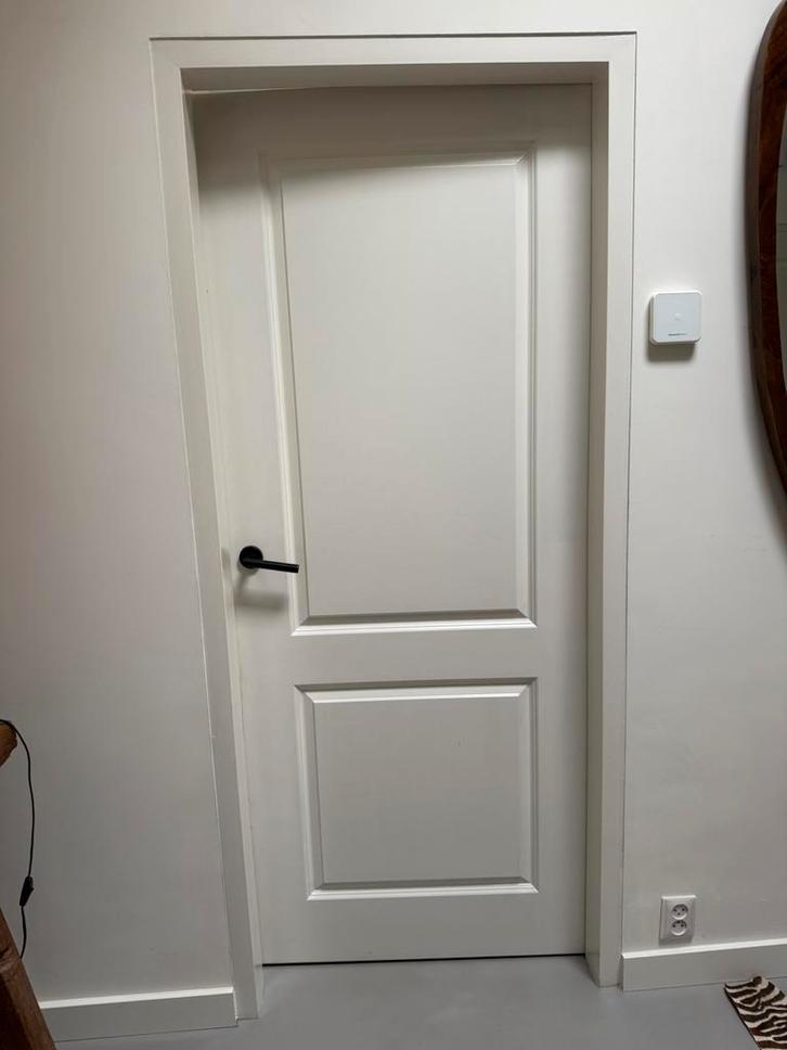 9 stuks zgan stompe binnendeuren zonder deurkrukken, Doe-het-zelf en Verbouw, Deuren en Horren, Zo goed als nieuw, Binnendeur