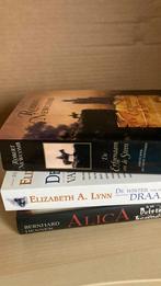 Stapel van 3 fantasy toppers, Ophalen of Verzenden, Zo goed als nieuw