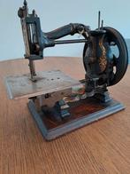 Antieke naaimachine The Challence, Antiek en Kunst, Antiek | Naaimachines, Ophalen of Verzenden