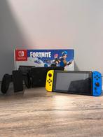 Nintendo Switch fortnite edition, Spelcomputers en Games, Spelcomputers | Nintendo Switch, Ophalen of Verzenden, Zo goed als nieuw