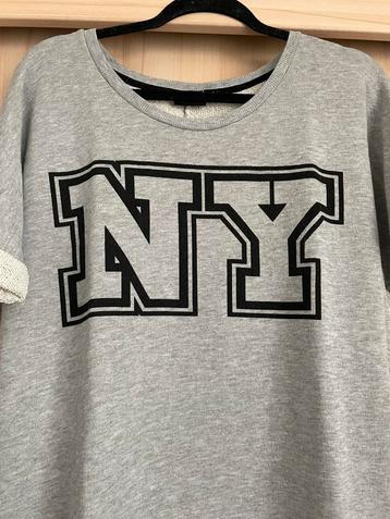 Sweater trui Soho New York zwart NY tekst letters 36 S beschikbaar voor biedingen