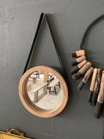 Ronde spiegel met leren koord, Ophalen, Minder dan 50 cm, Beatrixstraat 65E Beneden Leeuwen, Rond