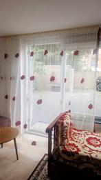 Vitrage creme/bordeau kleur, Huis en Inrichting, Ophalen of Verzenden, 200 cm of meer, 200 cm of meer