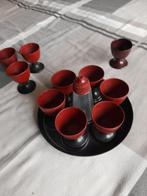 Vintage Wecolit Bakeliet Eierdopjesset. Met 9 eierdopjes, Ophalen of Verzenden, Zo goed als nieuw