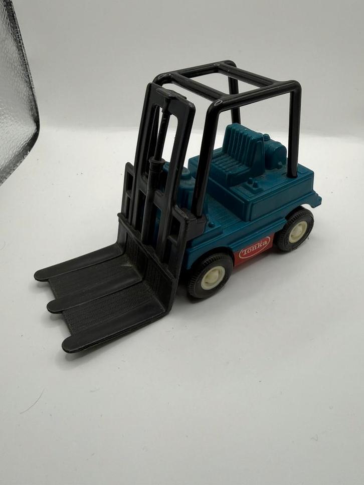 Speelgoedvorkheftruck van het merk Tonka, Hobby en Vrije tijd, Modelauto's | Overige schalen, Gebruikt, Auto, Ophalen of Verzenden