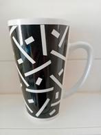 Zware mok/beker van L.Dake en Zn. hoogte 16 cm, Ophalen, Zo goed als nieuw, Overige stijlen, Kop(pen) en/of Schotel(s)