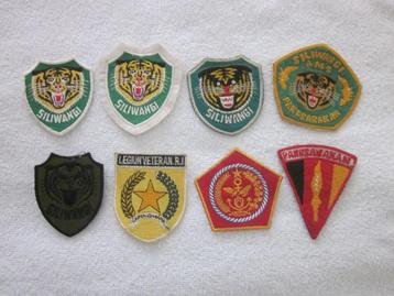 8 Militaire Emblemen Indonesië o.a Siliwangi division. beschikbaar voor biedingen