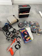 Nintendo NES set met spellen en accessoires., Vanaf 7 jaar, 2 spelers, Gebruikt, Ophalen of Verzenden