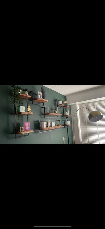 Wandplanken Set Massief Hout + Zwart Stalen Frame  beschikbaar voor biedingen