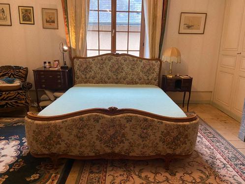 French antique style bed. Superking, Huis en Inrichting, Slaapkamer | Bedden, Gebruikt, Tweepersoons, 180 cm, 200 cm, Stof, Groen