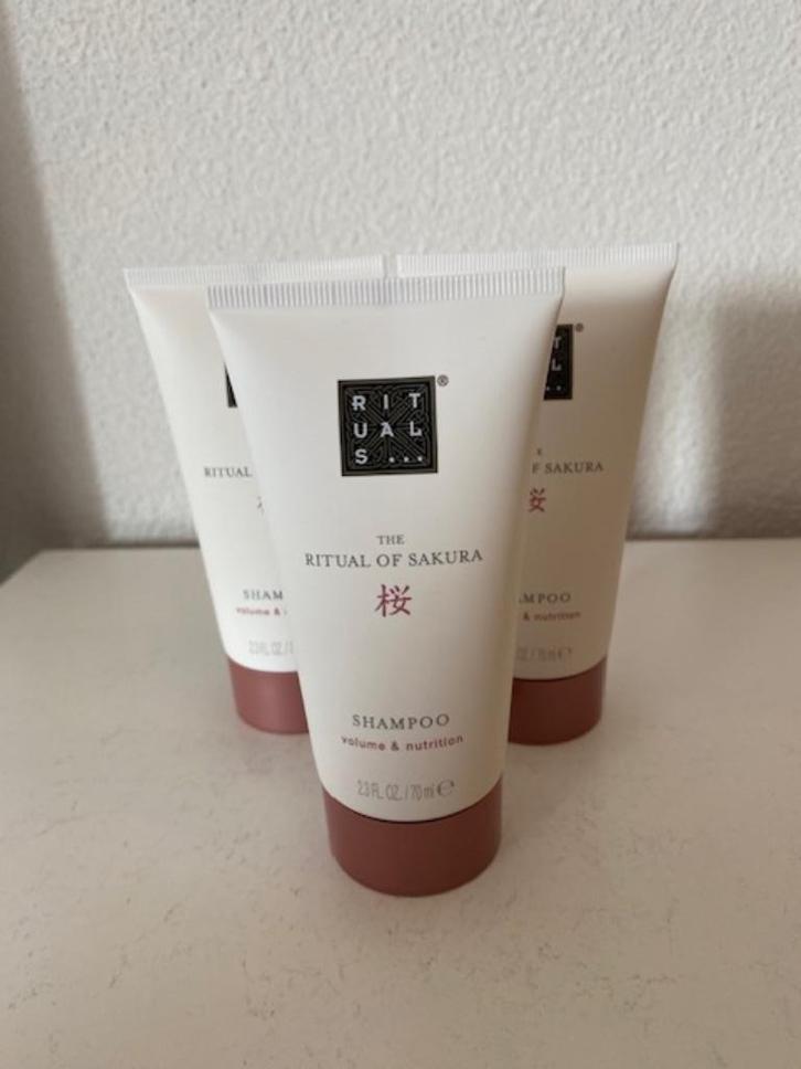 Nieuw Rituals Sakura shampoo Volume en nutrition NIEUW, Sieraden, Tassen en Uiterlijk, Uiterlijk | Lichaamsverzorging, Nieuw, Bad & Douche