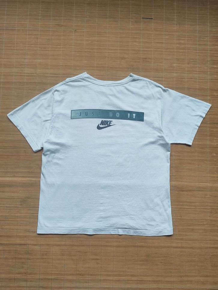 Rare Nike T-shirt Vintage Graphic Tee White 90s
Tennis, Kleding | Heren, T-shirts, Gedragen, Maat 52/54 (L), Wit, Ophalen of Verzenden