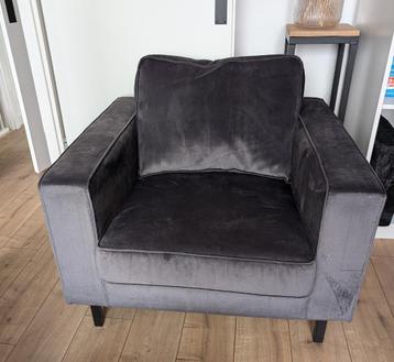 WOOOD Fauteuil 'Robin' Velvet, kleur Antraciet fluweel stoel beschikbaar voor biedingen