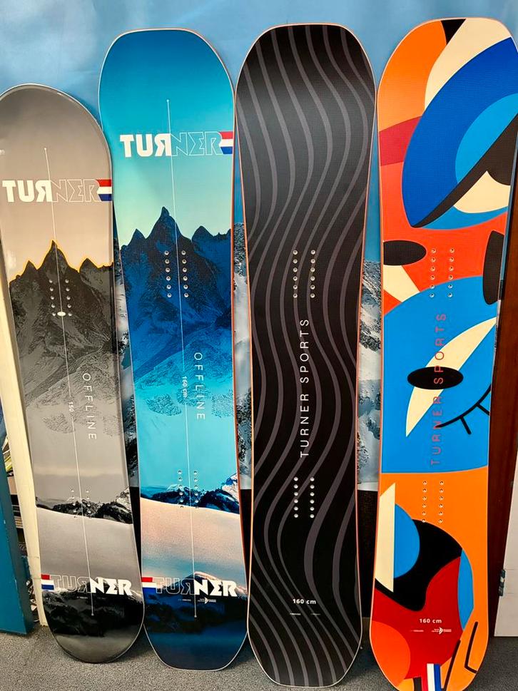 Snowboard Turner Offline Black/white, Sport en Fitness, Snowboarden, Nieuw, Board, Ophalen of Verzenden