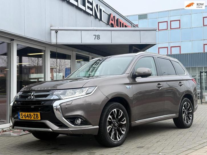 Mitsubishi Outlander 2.0 PHEV Prestige, Auto's, Mitsubishi, Bedrijf, Te koop, Outlander, 360° camera, 4x4, ABS, Airbags, Airconditioning