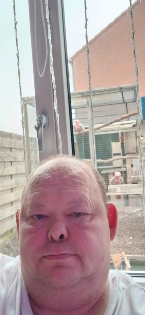 ​"Hoi! Ik ben  edward ], [L44] jaar,, Diensten en Vakmensen, Oppas en Kinderopvang