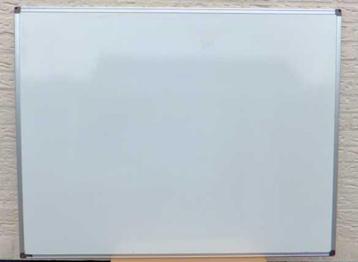 White Board 90 cm x 60 cm beschikbaar voor biedingen