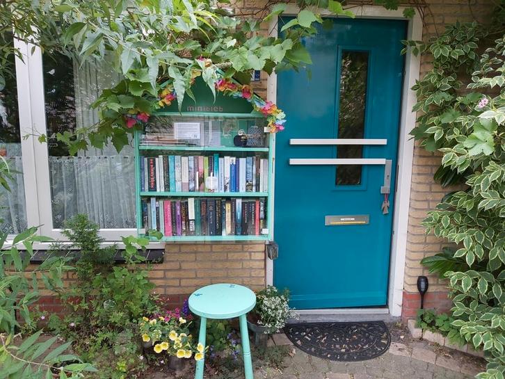 Minibieb Veenmeer 17 in Houten,  24 uur pd open., Boeken, Overige Boeken, Gelezen, Ophalen of Verzenden