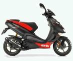 Gezocht aprilia sr 50 kappenset zonder schade, Ophalen, Zo goed als nieuw, SR 50