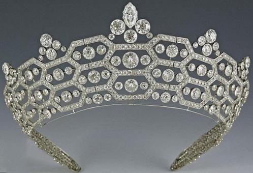 Replica: Camilla’s honingraatdiadeem, Verzamelen, Koninklijk Huis en Royalty, Zo goed als nieuw, Ophalen of Verzenden